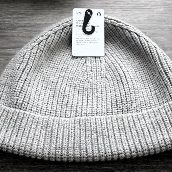 Wool Blend Ribbed Knit Lululemon Beanie - Picture 1 of 8